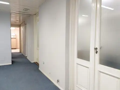 Oficina en Venta al Noreste