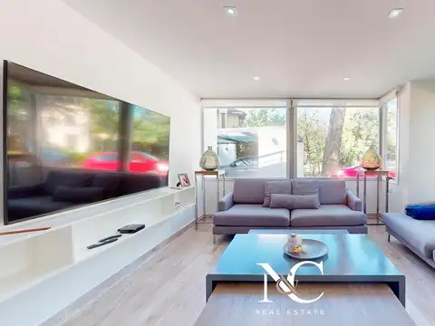 Casa en Venta en Abril Club De Campo, USD 1.200.000