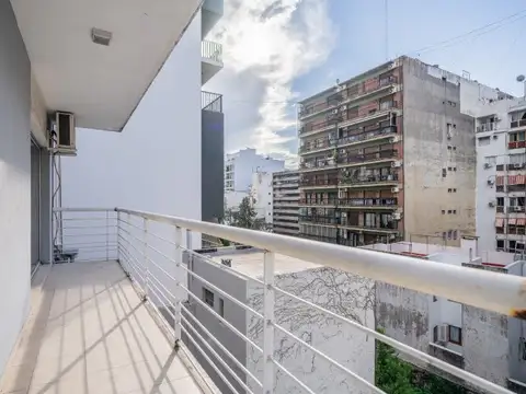 DEPARTAMENTO 2 AMBIENTES CON COCHERA - ALTO PALERMO