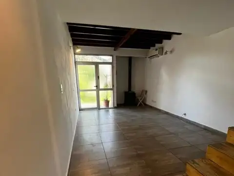 Casa en Alquiler en Paso del Rey, $ 700.000