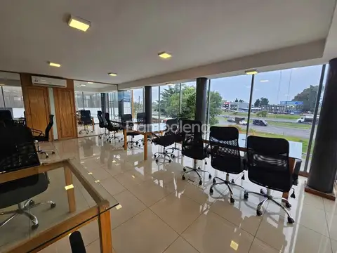 Oficina en Alquiler en Centro  - Moreno, USD 1.500