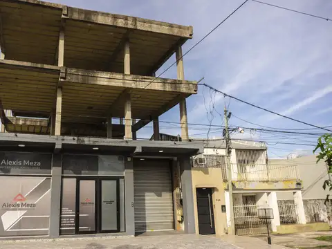Venta | Importante Inmueble :Oficinas, Residencia y Proyecto en Altura