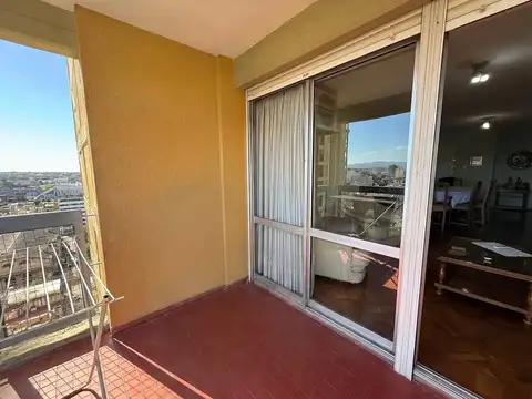 Departamento en Venta en Alberdi, USD 143.000