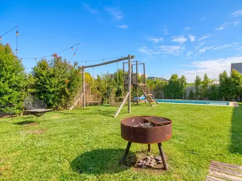 CASA EN VENTA VILAMARINA 1 - AL RIO Y CON AMARRA