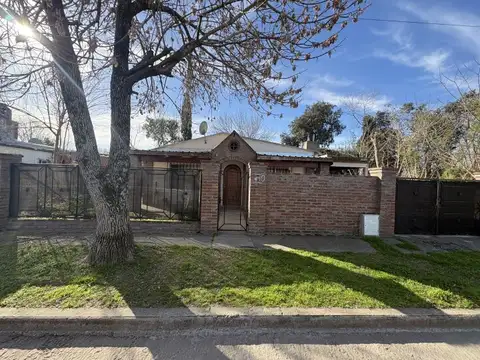 Casa en Venta en Roldan, San Lorenzo