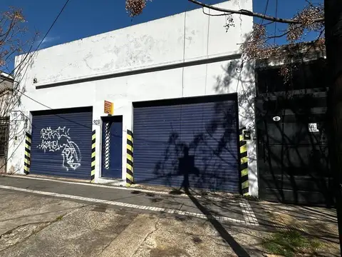 Taller Mecánico con propiedad en venta