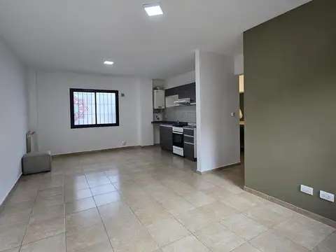 Departamento 4 ambientes con 1 baño