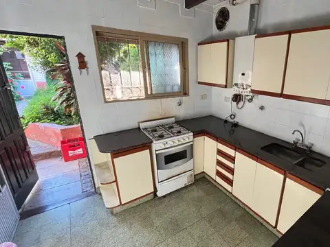 Depto Tipo Casa 3 ambientes con 1 baño