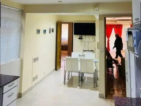 Departamento 4 ambientes con 2 baños
