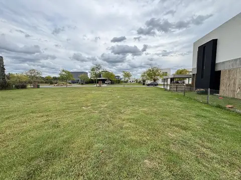 Terreno en Venta de 527,0 m2