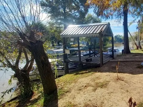 Terreno en Venta en Albanueva, USD 550.000