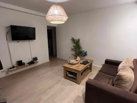 Departamento amplio COMO NUEVO 2 ambientes CON PATIO 47m2 APTO CREDITO Gurruchaga 2371
