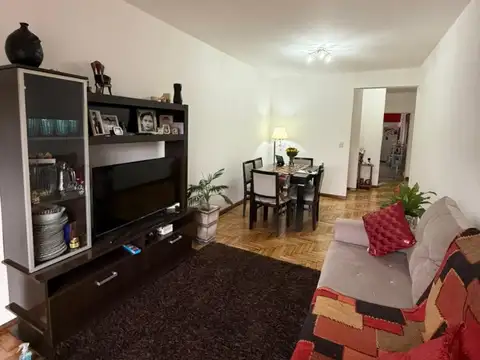Departamento 4 Ambientes Al Frente con Balcón - Villa Urquiza
