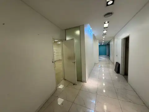 Local en Alquiler en Barrio Norte, $ 18.000.000