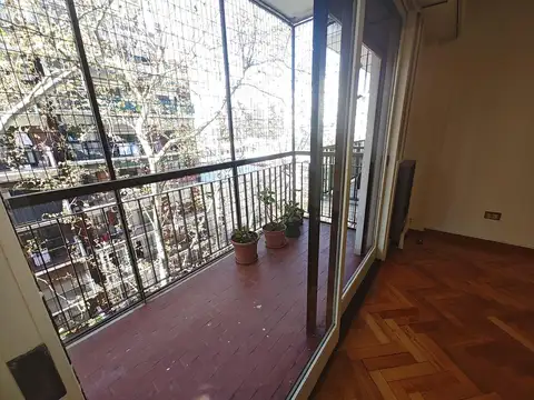 Departamento 4 ambientes con 2 baños