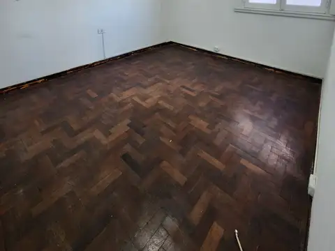 Departamento en Zona Aldrey 3 ambientes por escaleras