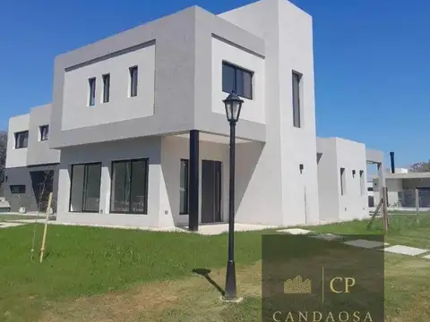 MLM. Increíble casa en Barrio Santa Elisa, Pilar del Este