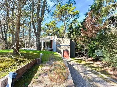 Venta Casa en Carilo con Gas Natural Oportunidad