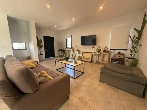 Casa en Venta en Pilar Del Este - Santa Elisa, USD 179.900