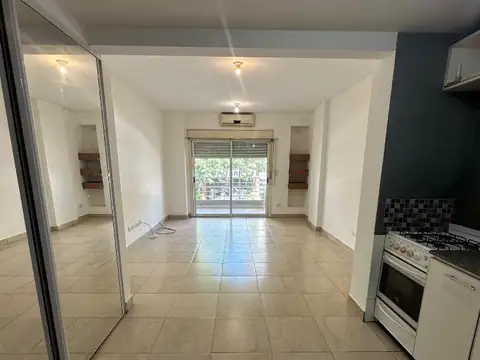 Departamento en Alquiler en Villa Pueyrredón, $ 550.000