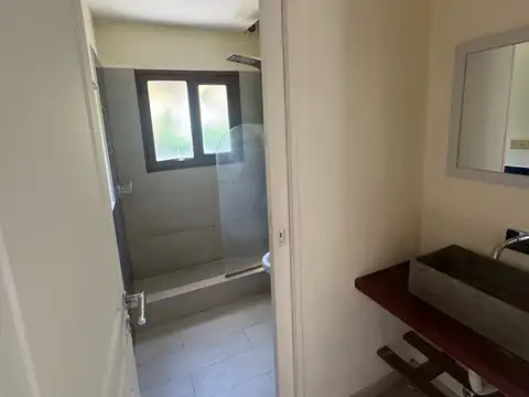 Casa en Alquiler en Villanueva, USD 1.900