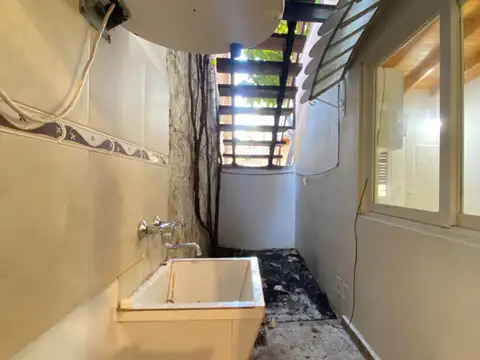 PH 2 ambientes en planta baja con patio y lavadero