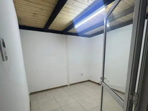 LOCAL COMERCIAL EN ALQUILER - MONTEAGUDO 332 - Bº NORTE