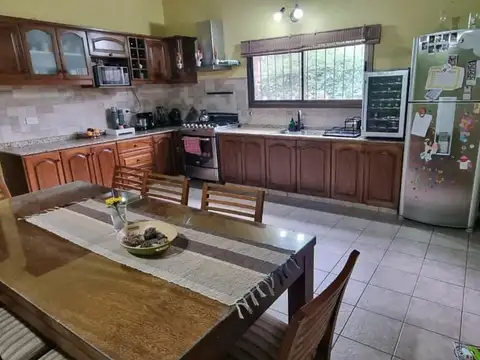Quinta en Venta en Gonzalez Catan, USD 180.000