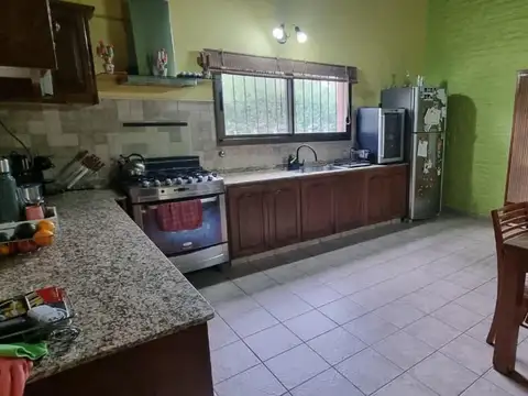 Quinta en Venta en Gonzalez Catan, USD 180.000