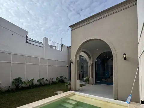 Casa en Venta en Abasto, USD 450.000