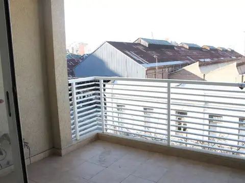 Emilio Mitre 500, Piso 4