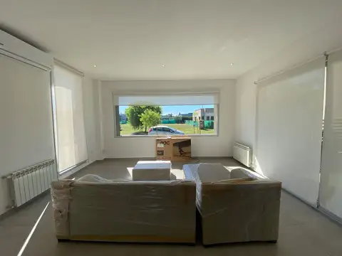 Casa en Alquiler A Estrenar