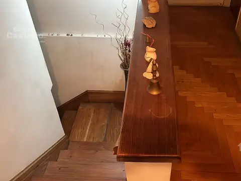 Casa 5 ambientes con 3 baños