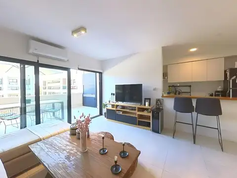 DUPLEX EN VENTA CON GRAN BALCON Y TERRAZA