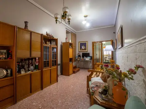 Casa 3 ambientes con 2 baños