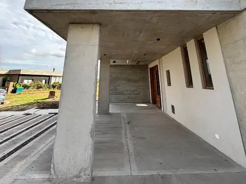 Casa en Alquiler al Norte