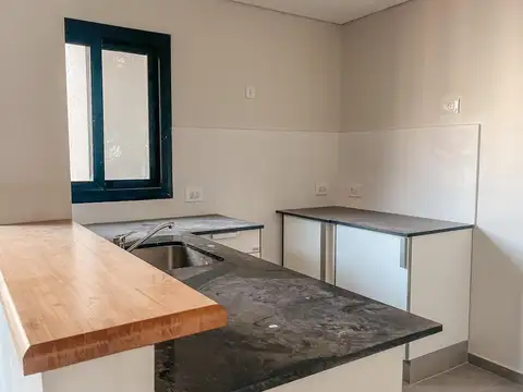 Salta 800, Piso 7