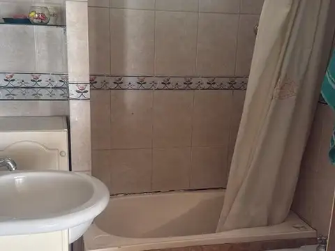 VENTA CASA PH 2 1/2 AMB UNA SOLA PLANTA R. MEJIA