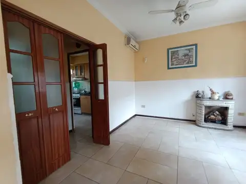 VENTA CASA PH 2 1/2 AMB UNA SOLA PLANTA R. MEJIA