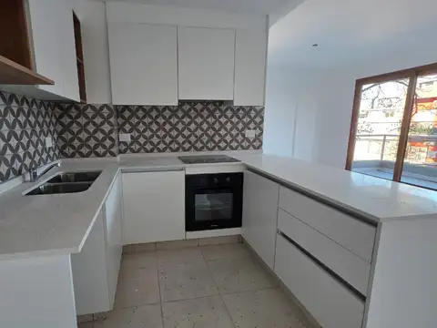 Vallejos 2600