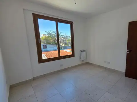 Departamento en Alquiler en Villa Pueyrredon, USD 1.500.000