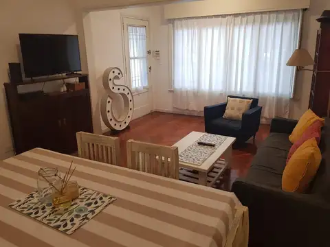 Casa con Garage y Terraza en Palermo.