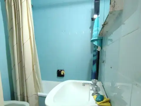 Avenida Juan Bautista Alberdi 700, Piso 1