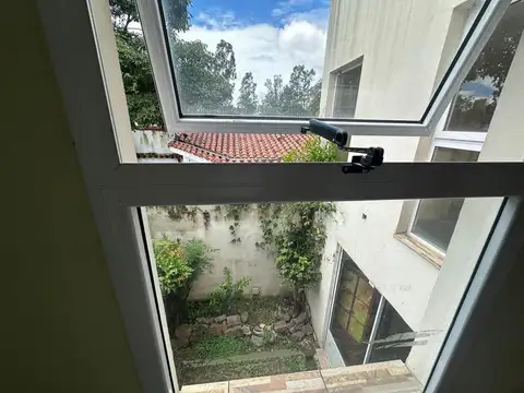 Casa en Venta en Barrio Los Pinos, USD 135.000