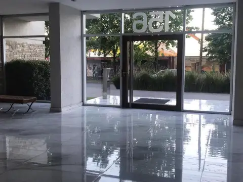 Cochera en Venta con acceso Ascensor