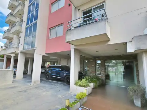 Departamento en Alquiler en Villa Sarmiento, $ 550.000