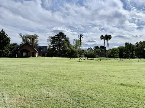 Casa en VENTA 6 ambientes La Colina Golf & Polo