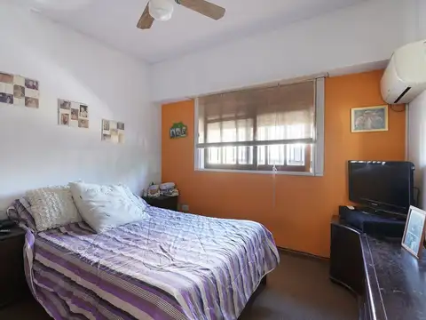 VENTA CASA 4 AMB COGHLAN COCHERA PATIO Y QUINCHO