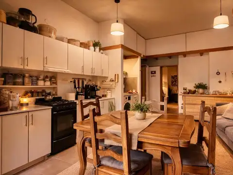 Casa en Venta con 1 cochera