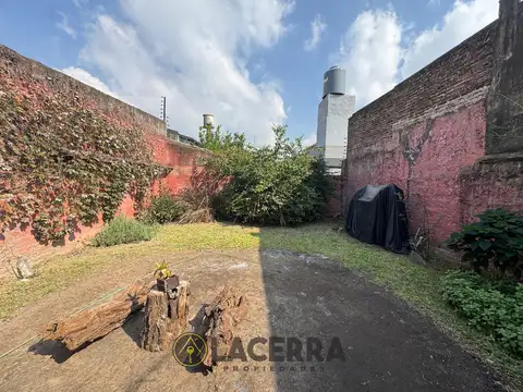Casa 3 ambientes con 2 baños